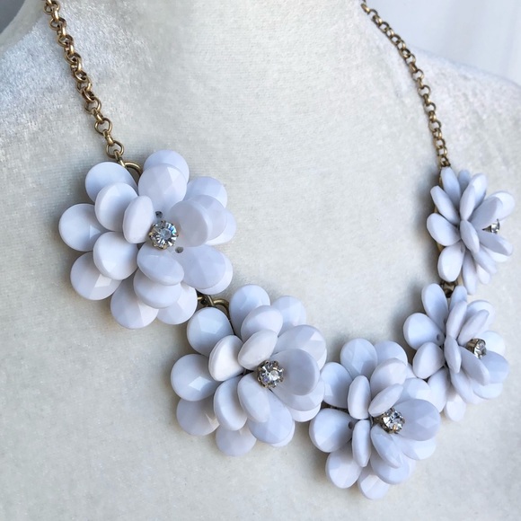 J. Crew Statement Floral Necklace in White - Picture 4 of 16